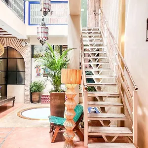 riad-10-mandarin.marrakeshhotelsmorocco.com/