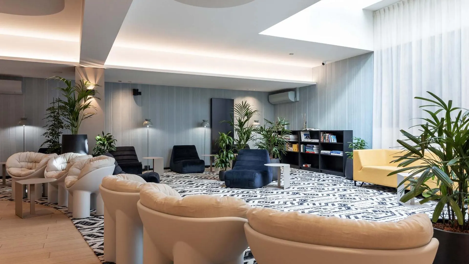The Central Kirchberg - Smart Aparthotel Luxembourg